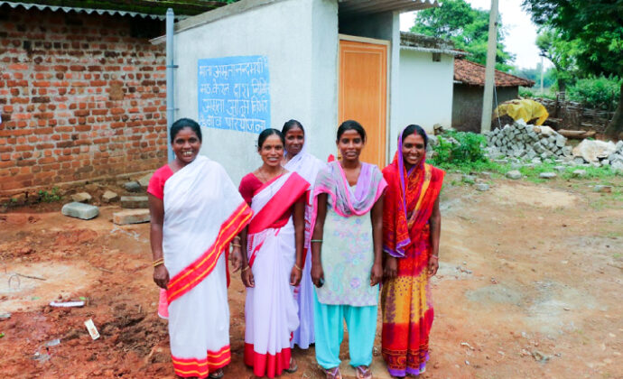 Toilet-construction-by-women-in-rural-India-builds-community-09.jpg