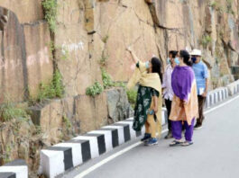 A-team-from-our-Amrita-Center-for-Wireless-Networks-and-Applications-on-Sunday-inspected-the-landslides-on-Thirumala-Ghat-Road-03.jpg