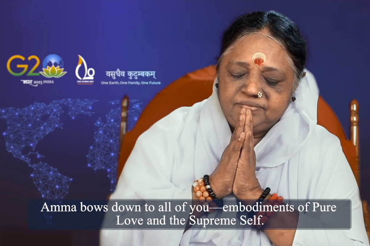 In her video message, Amma explained that while we are in a hurry to connect to science, technology and the internet, we have become disconnected from many things—our true self, our atma, our environment, nature, love, and life.