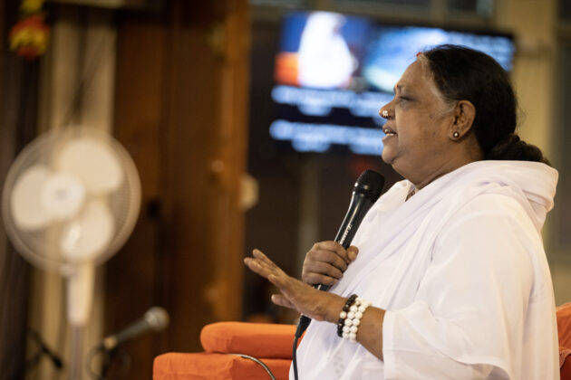 Amma said a mother’s love for her child is considered the highest form of love. But the love that a sadguru has for the disciple is boundless and unparalleled.